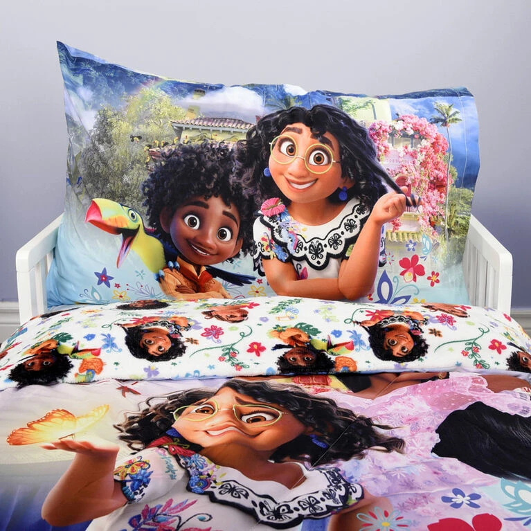 New π Nemcor Disney Encanto 2-Piece Toddler Bedding Set Including Comforter And Pillowcase π₯° - Image 7