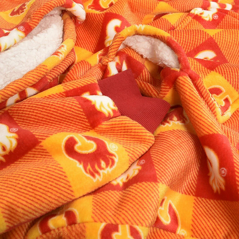 Promo π Nemcor NHL Calgary Flames Oversized Wearable Sherpa Hooded Blanket, One Size Fits Most β¨ - Image 3